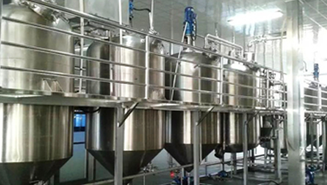 全自动油脂机械工作原理：压榨油与